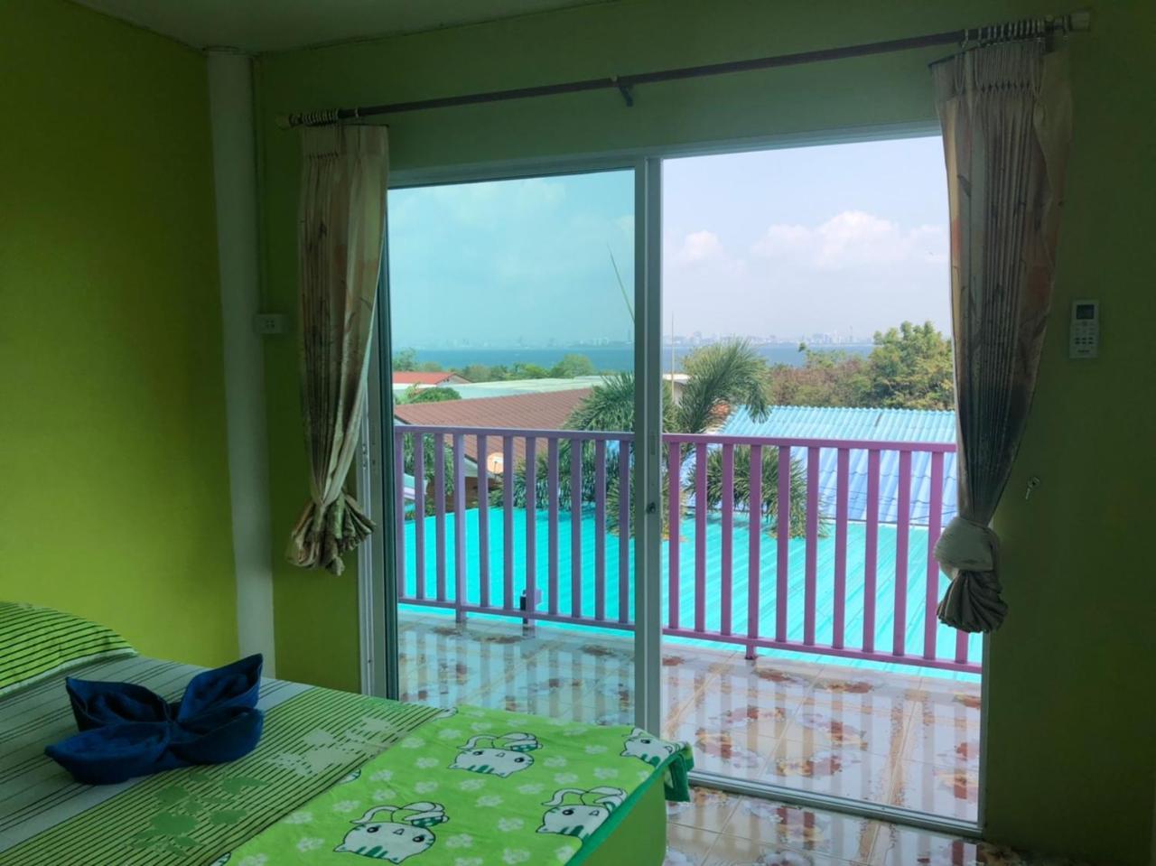 Bann Pa Su Hotel Ko Lan Buitenkant foto