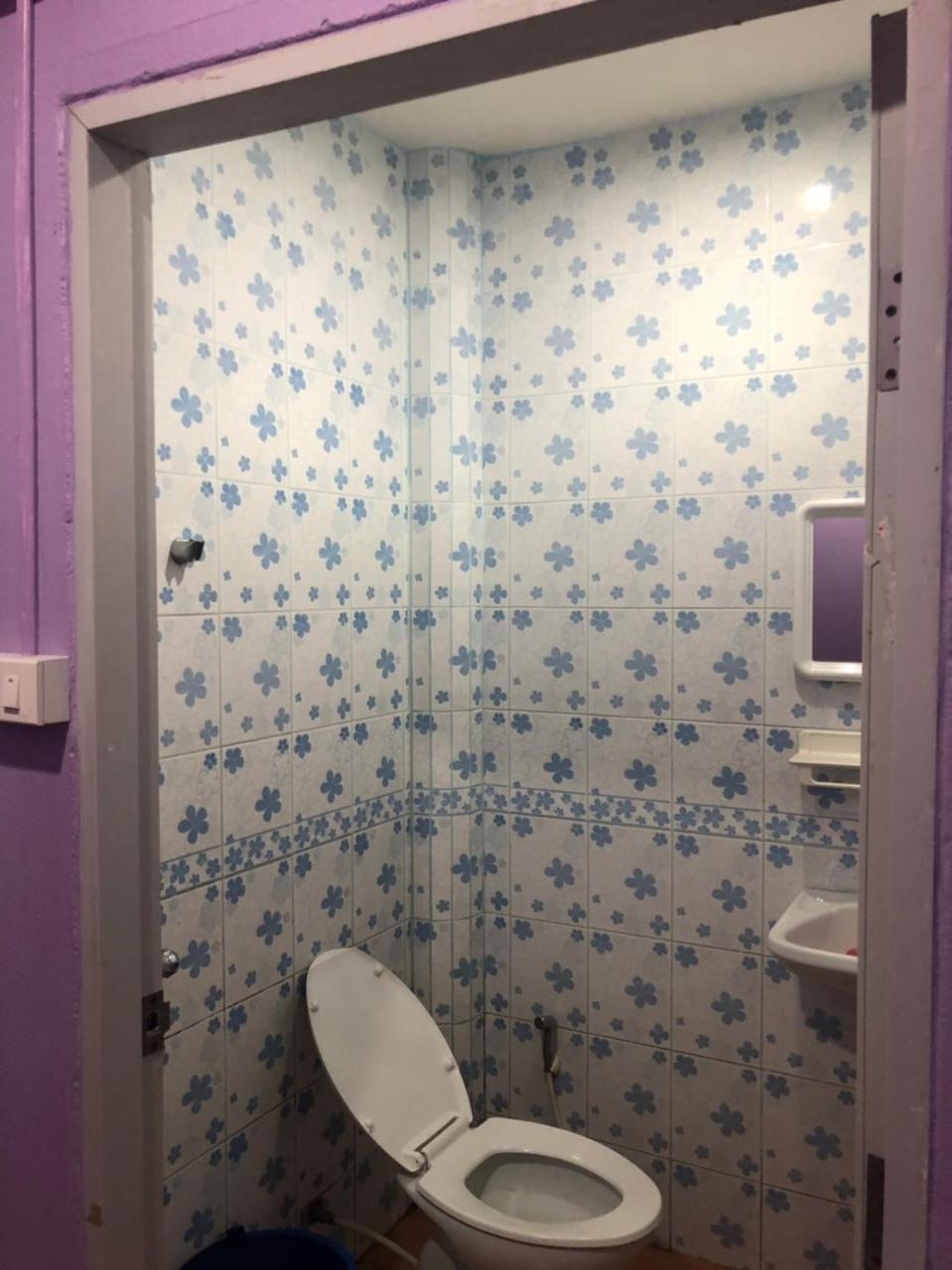 Bann Pa Su Hotel Ko Lan Buitenkant foto