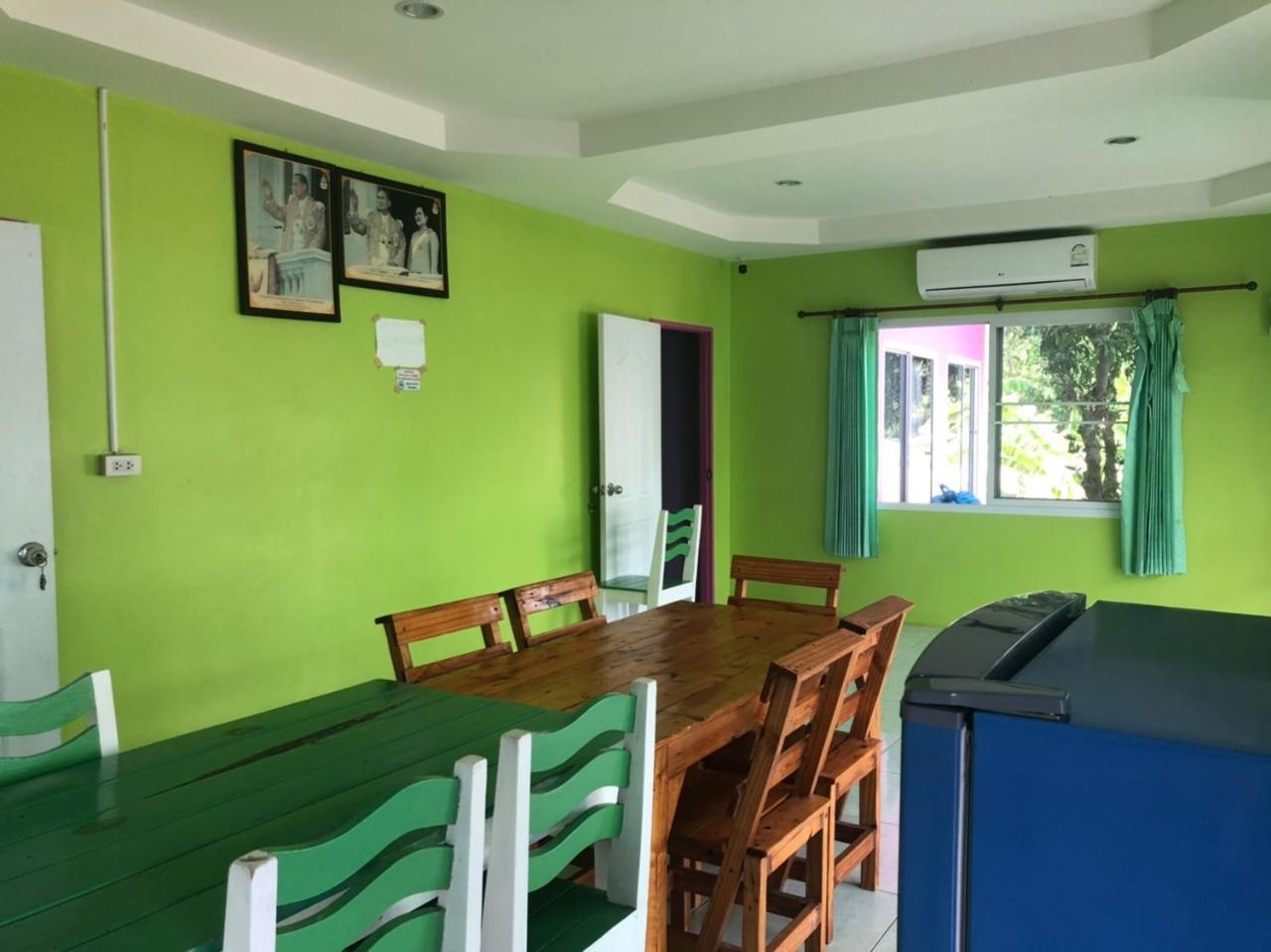 Bann Pa Su Hotel Ko Lan Buitenkant foto